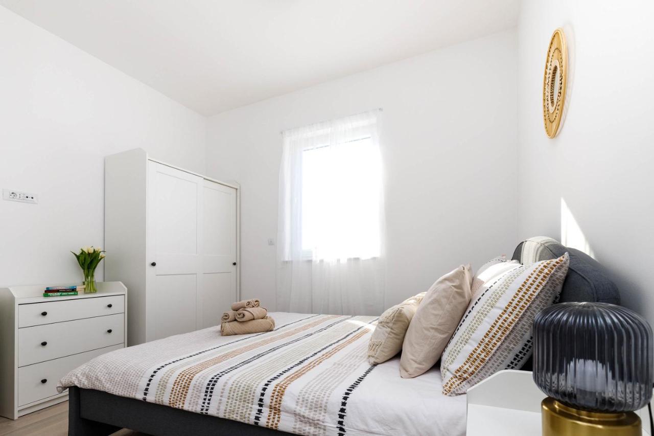 Apartment Klara クルク エクステリア 写真
